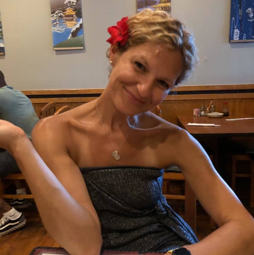 Meet your Posher, Lisa